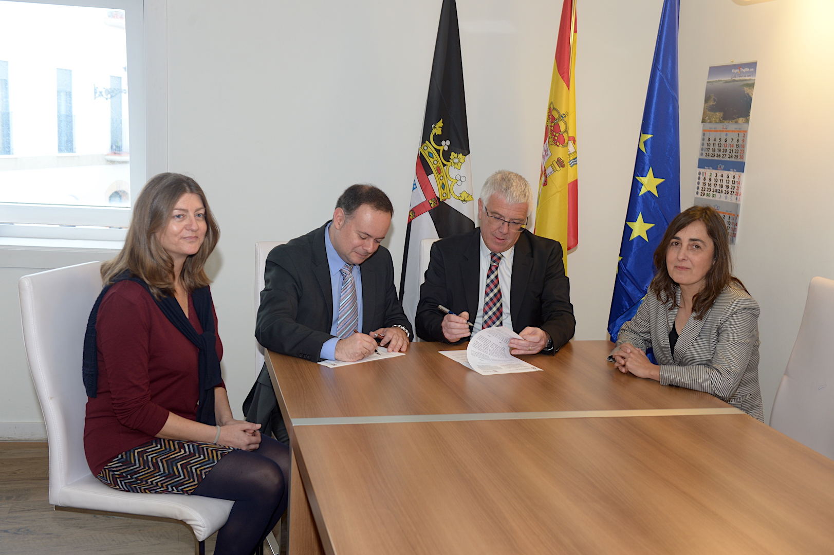 Firma con Conserjería de Ecucación y Cultura de Ceuta -2