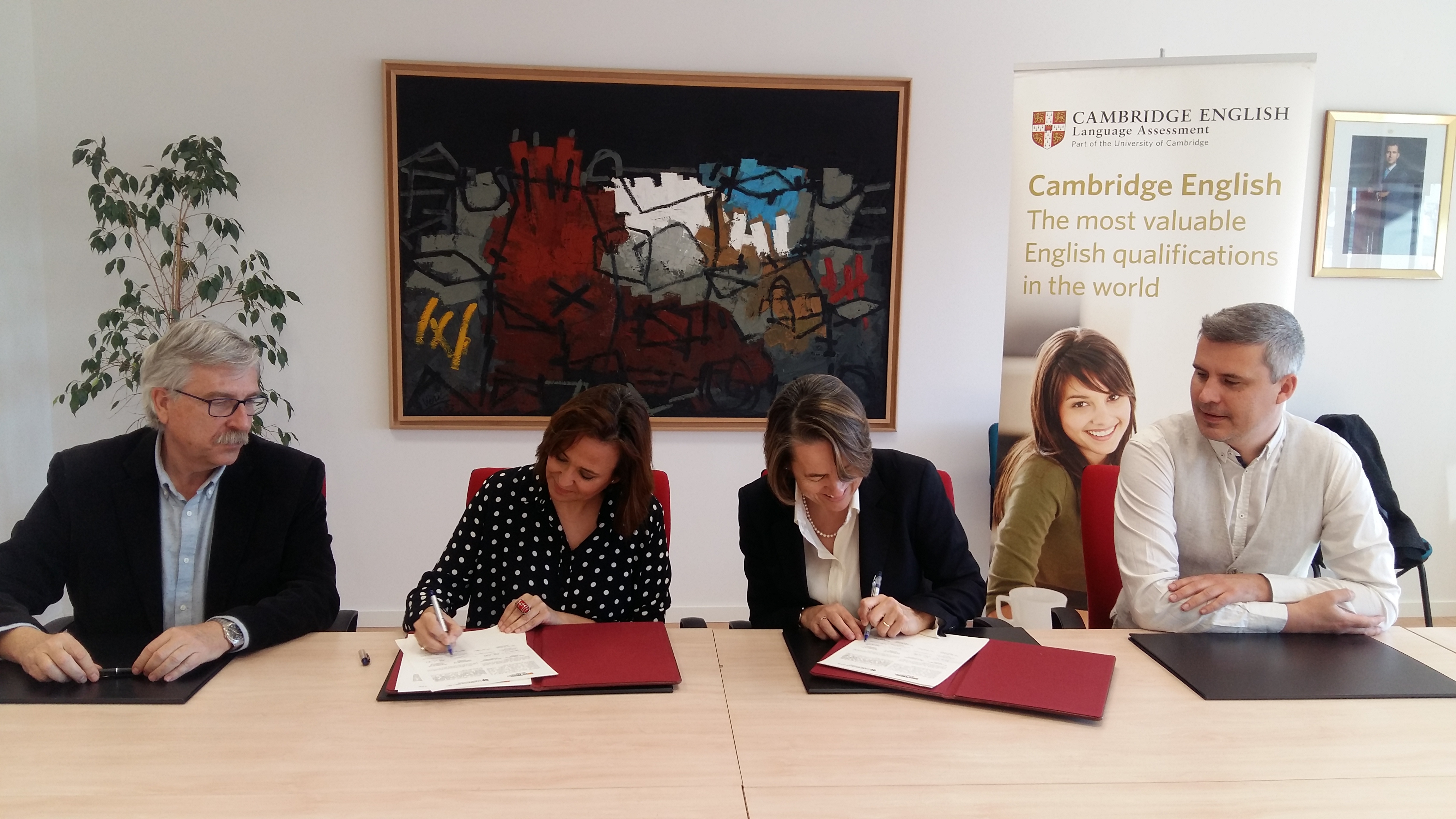 Firma con Gobierno Aragón 1