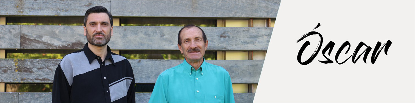 Óscar Curros with his father