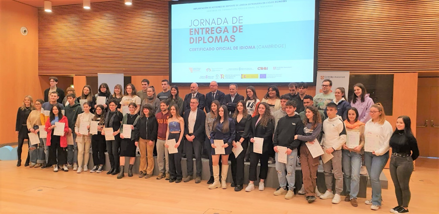 Colaboración entre ESIC IDIOMAS Navarra y el Centro Navarro de Aprendizaje Integral