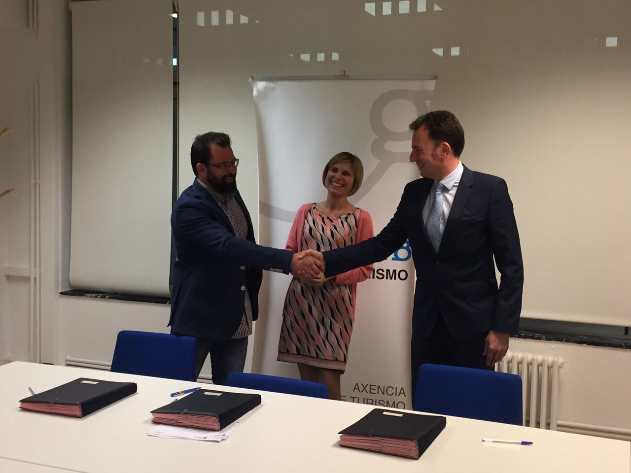 Firma entre CSHG en Santiago de Compostela,el Centro Británico y Cambridge English