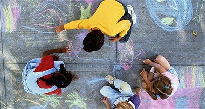 children drawing